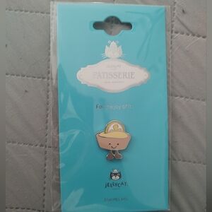 Brand New JellyCat Official PATISSERIE Paris Collette Tarte Au Citron Enamel Pin